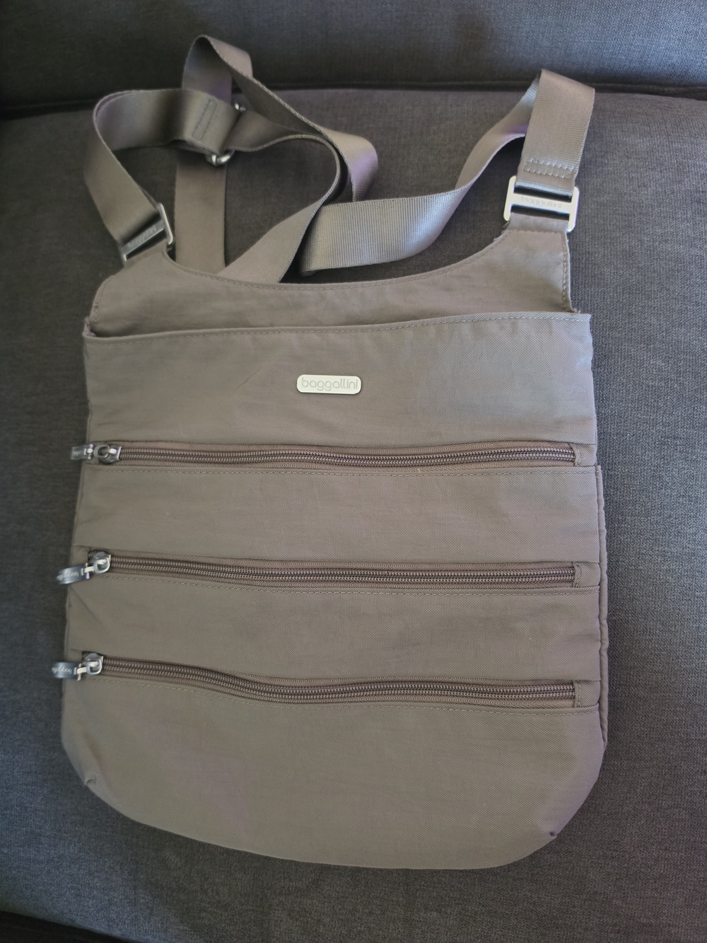 Baggallini Travel Brown Crossbody Satchel Purse Bag